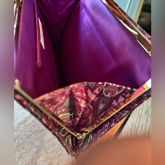 NEW Fuchsia paisley Banana Republic silk clutch (perfect condition) - Picture 4 of 7